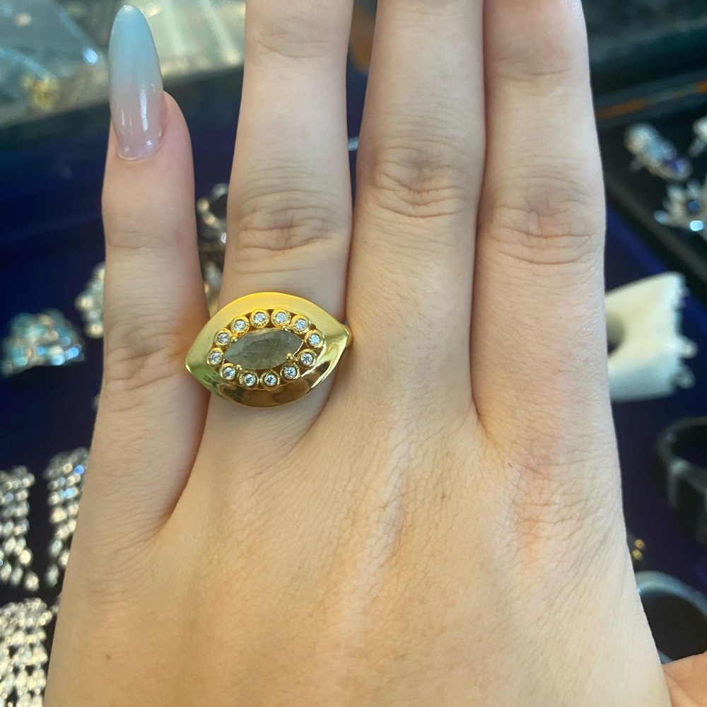 Oval gold and green Hespera ring
